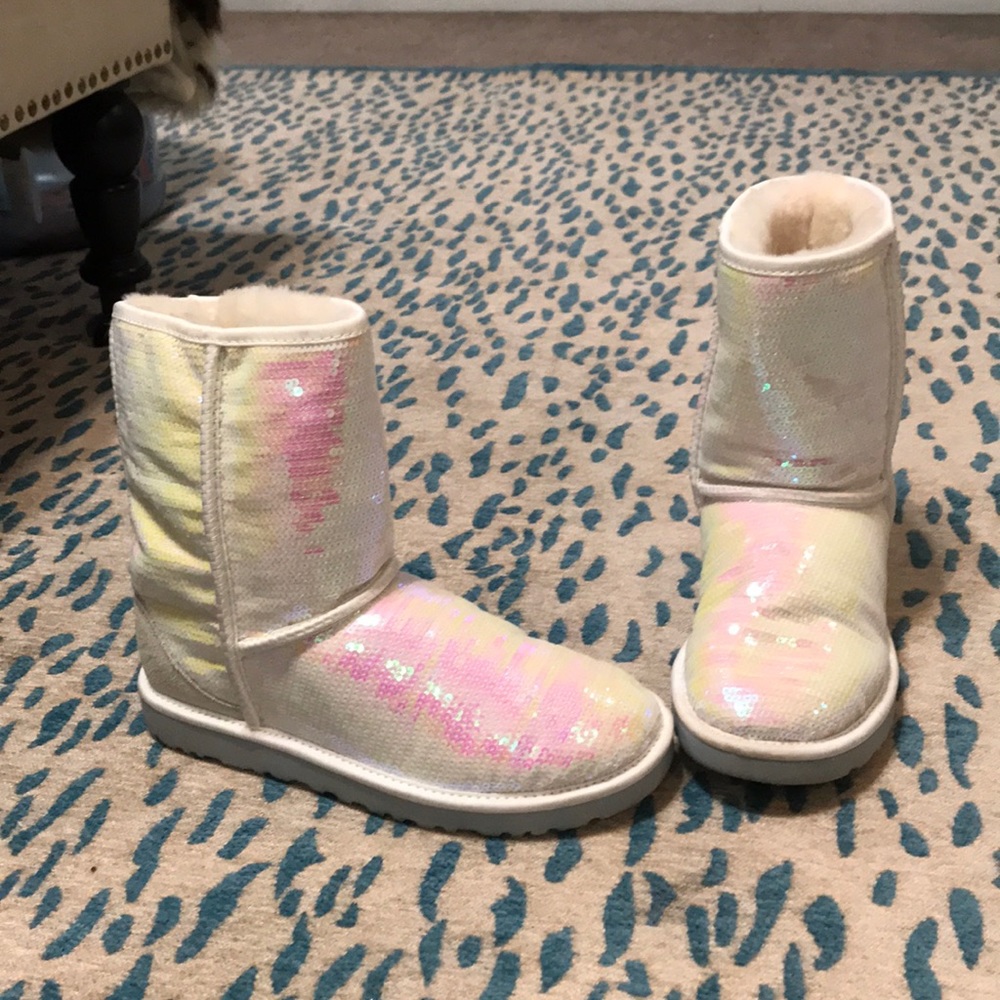 “I DO” UGGS.